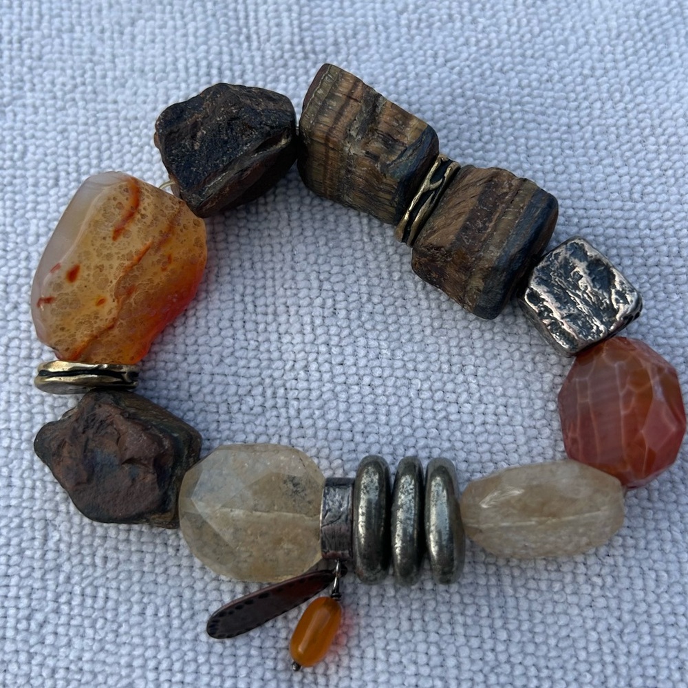 B2449 Silpada Heat Wave Stretch Bracelet